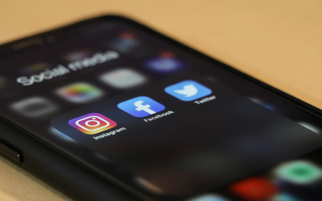 Overwhelmed by social media? Kick-start your content 7 ways.